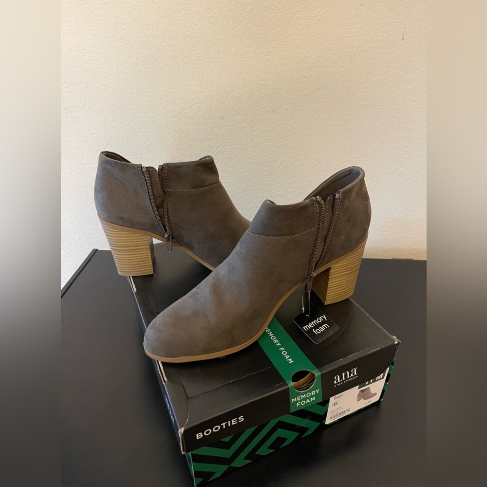 A.n.a AMES booties heels